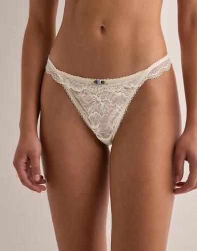 Nelly - Vit - Dream A Little Dream Thong 