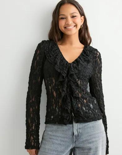 Vero Moda - Svart - Awkienna Ls V-Neck Lace Top 