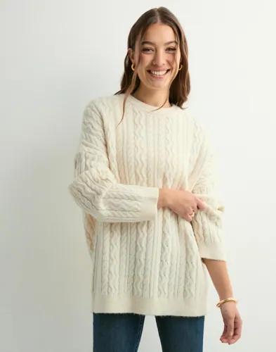 Pieces - Vit - Pcjisa Ls O-Neck Long Cabel Knit Bc 