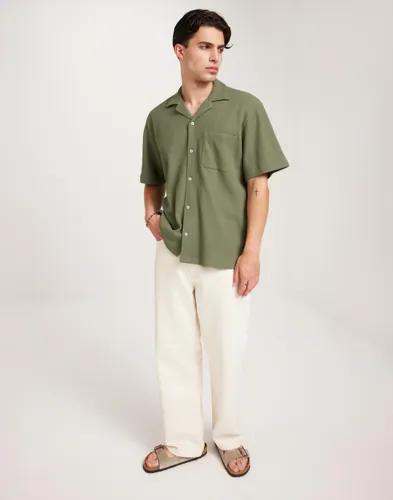 Selected Men Slhboxy-Casper Waffle Ss Shirt Ex Kortärmade skjortor Grön 