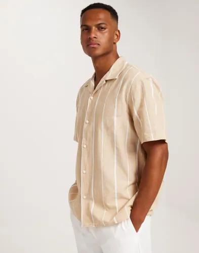 Selected Men Slhrelaxnew-Linen Shirt Ss Resort Linneskjortor Rutigt/Randigt 