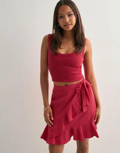 Pieces - Röd - Pcsastina Hw Skirt Wvn Bc 