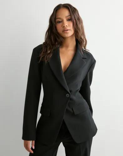 Nelly - Svart - Oversized Blazer 