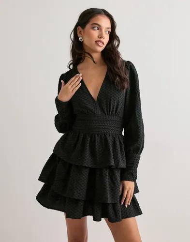 Pieces - Svart - Pcmonika Ls Short Dress Wvn D2D 