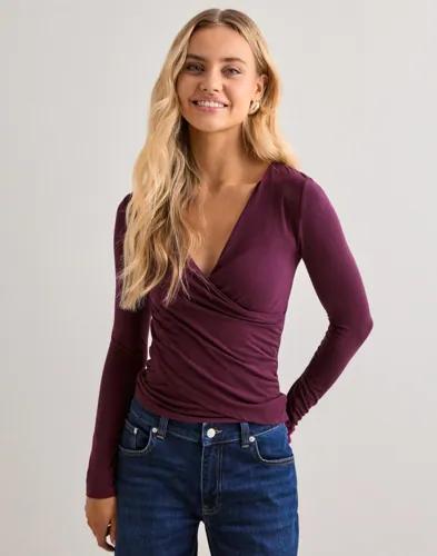 Nelly - Röd - Ultra Soft Wrap Top 