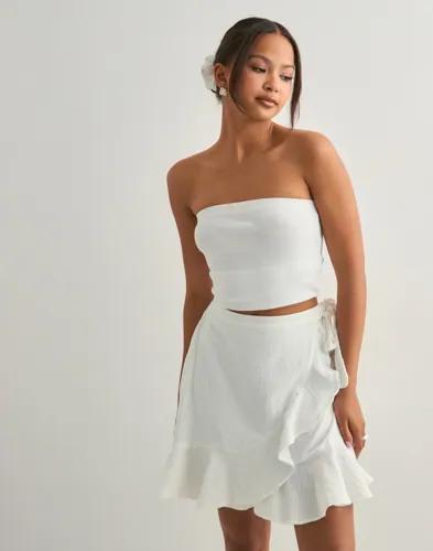 Pieces - Vit - Pcsastina Hw Skirt Wvn Bc 