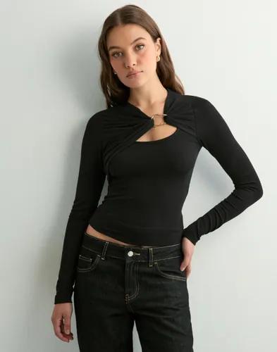 Nelly - Svart - Unique LS Top