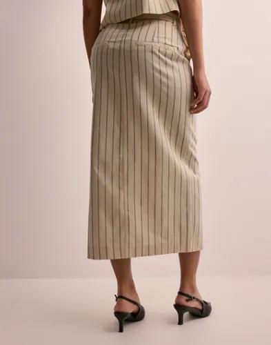 Selected Femme - Beige - Slfhilda Hw Pencil Skirt Pin Stripe 