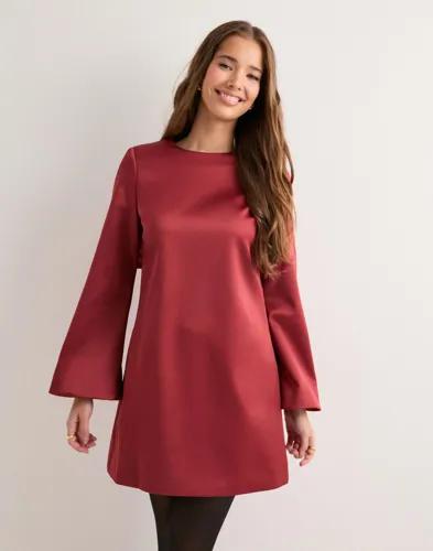 Malina - Röd - Elna Bow Detailed Mini Dress 