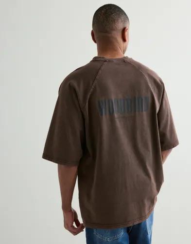 Woodbird WBBlake Washed Logo Tee T-shirts med tryck Brun