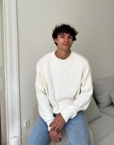 Que Sera Sera Bobby Boxy Knit Stickade tröjor Beige