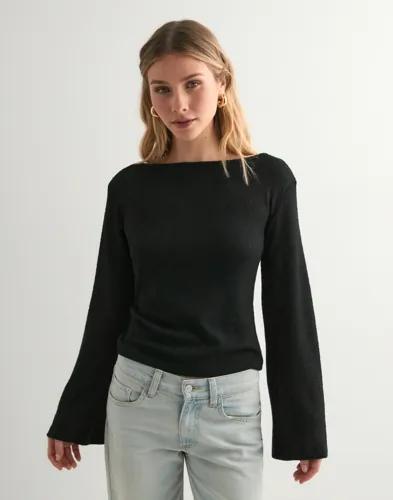 Nelly - Svart - Gorgeous Wide Sleeve Sweater 