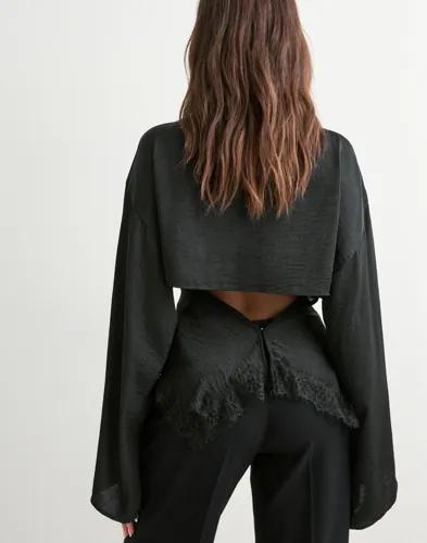 Nelly - Svart - Sassy Lace Blouse 