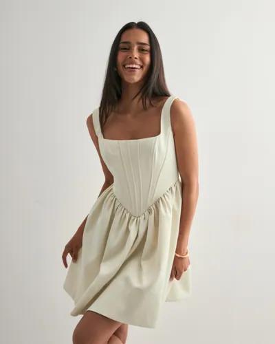 Malina - Vit - Livia Drop Waist Mini Dress 