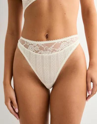 Nelly - Vit - Stargirl Brazilian Thong 