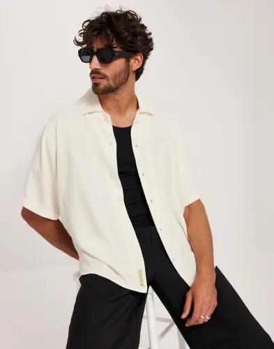 Woodbird WBBanks Tencel Shirt Kortärmade skjortor Vit