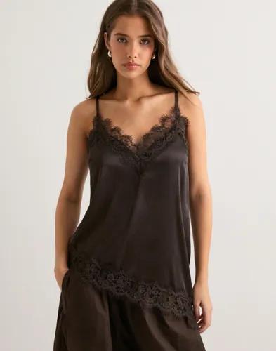 Pieces - Brun - Pcnomi Strap Satin Lace Top Wvn D2D