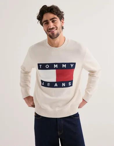 Tommy Jeans Tjm Reg Melange Flag Sweater Sweatshirts Vit