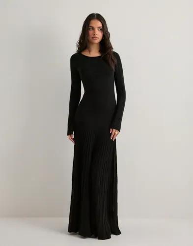 Neo Noir - Svart - Sage Knit Dress 