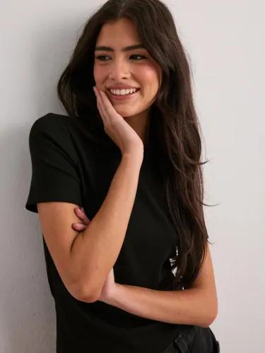 Only - Svart - Onljune S/S Tee Jrs Noos 