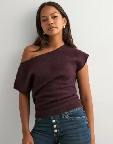 Nelly - Röd - Wide Neck Knit Top 