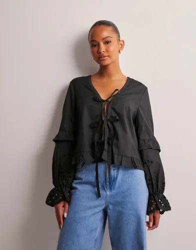 Vero Moda - Svart - Vmsehra Ls Front Tie Top Wvn Ga 