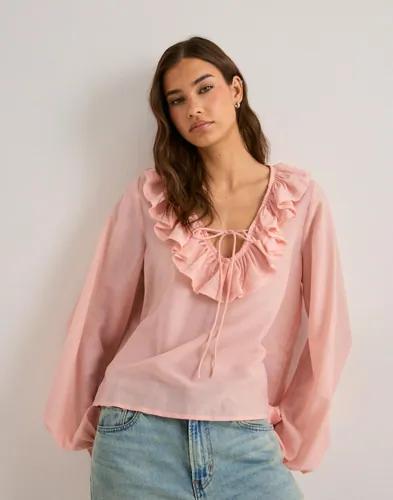 Nelly - Rosa - Frill Blouse 