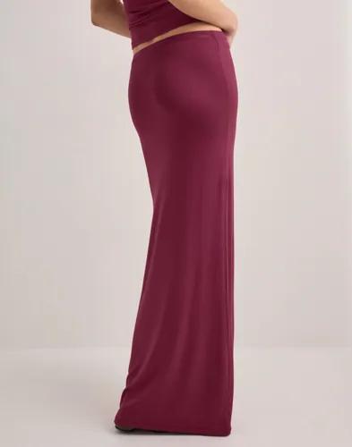Nelly - Röd - Perfect Low Waist Maxi Skirt 