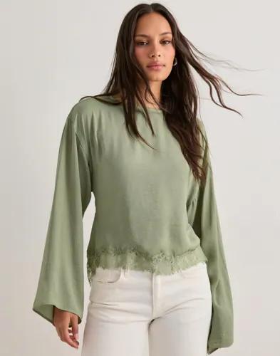 Nelly - Grön - Sassy Lace Blouse 