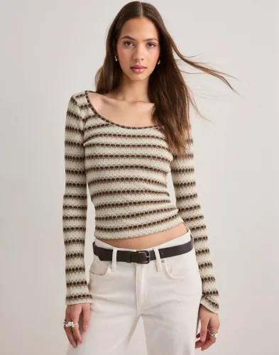 Nelly - Brun - In Love LS Top 