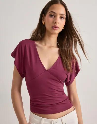 Nelly - Röd - Soft Plunge Top 