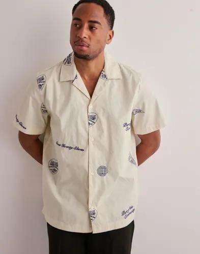 Les Deux Hendrix AOE SS Shirt Kortärmade skjortor Vit 