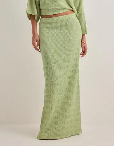 Nelly - Grön - Elegant Structure Maxi Skirt