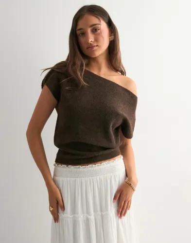 Nelly - Brun - Wide Neck Knit Top 