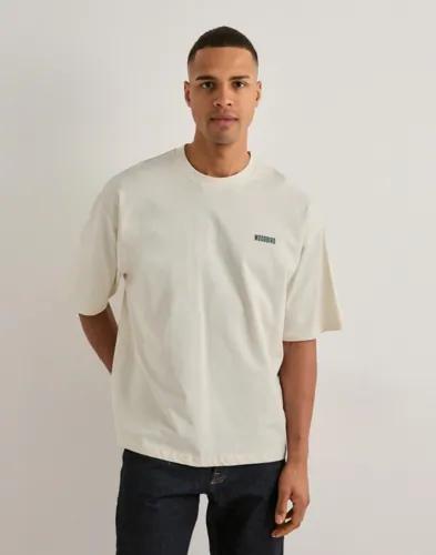 Woodbird Wbbeam Lion Tee Kortärmade t-shirts Beige