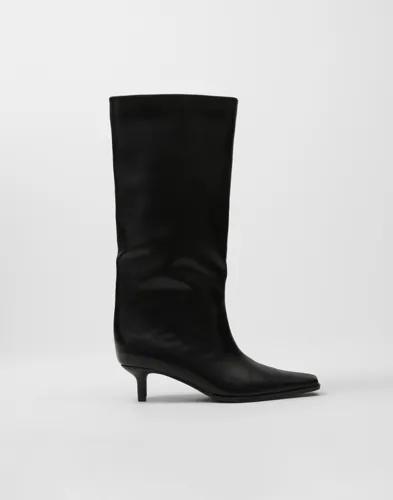 Nelly - Svart - Squaretoe Under Knee Boot 