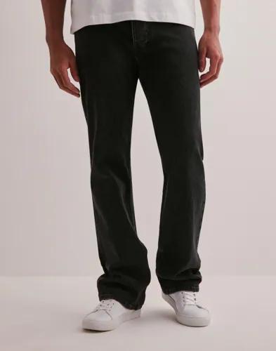 Neuw Julian Flare Dune Straight jeans Svart 