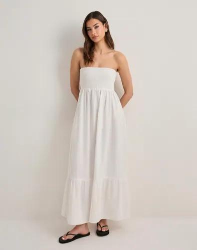 Vero Moda - Vit - Awalisa Bandeau Ankle Dress Noos 