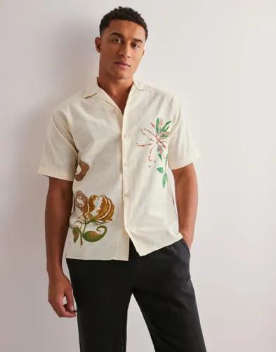 Jack & Jones Jorluke Retiro Aop Shirt Ss SE25 Mönstrade skjortor Vit 