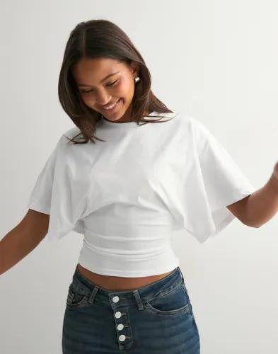 Nelly - Vit - Round Neck Wide Sleeve Tee 