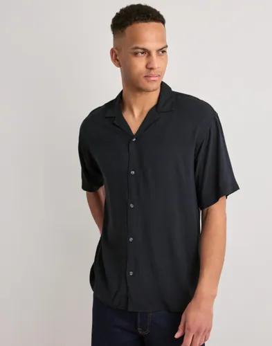 Jack & Jones Jjejeff Resort Solid Shirt Ss Sn Kortärmade skjortor Svart 
