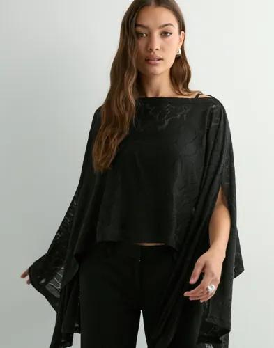 Nelly - Svart - Knit Lace Poncho 