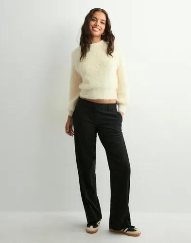 Only - Beige - Onllulu Ls Rib Short O-Neck Cc Knt 