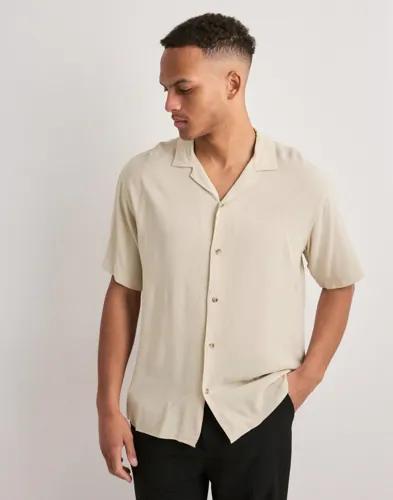 Jack & Jones Jjejeff Resort Solid Shirt Ss Sn Kortärmade skjortor Beige 