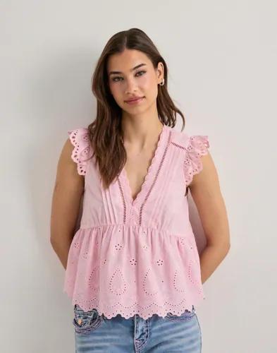 Nelly - Rosa - Embroidered Flounce Blouse 