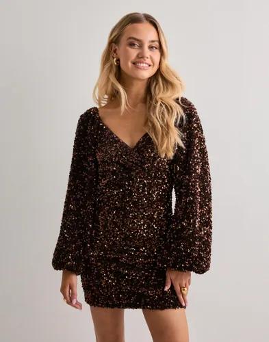 Nelly - Brun - Sparkle Heartshaped Dress