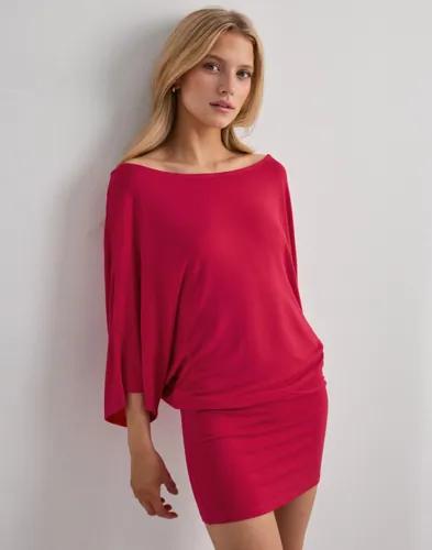 Nelly - Röd - Perfect Poncho Dress 