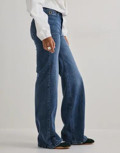 Se topplista för Jeans