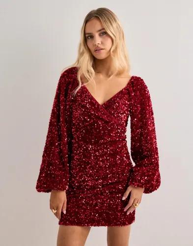 Nelly - Röd - Sparkle Heartshaped Dress