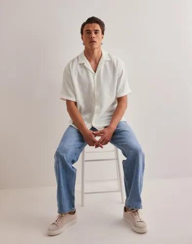 Jack & Jones Jjematteo Resort Shirt Ss Sn Kortärmade skjortor Vit 